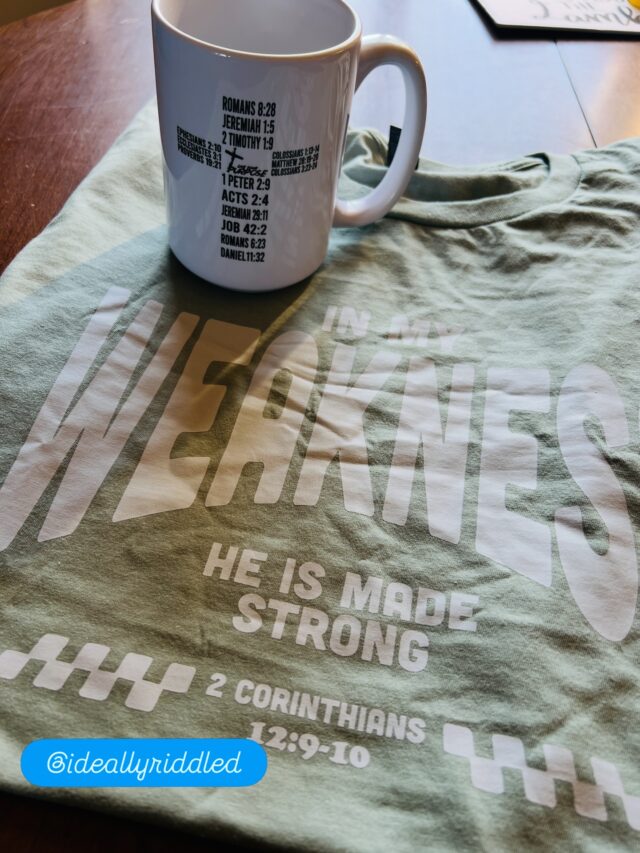 I have this amazing friend who is always there when you need her and has a huge and generous heart. If you are ever in need of customized everyday items, please reach out to @ideallyriddled to place an order of your own. Thank you my friend🥰. 
#liveyourpurpose #jesuslovesyou❤️